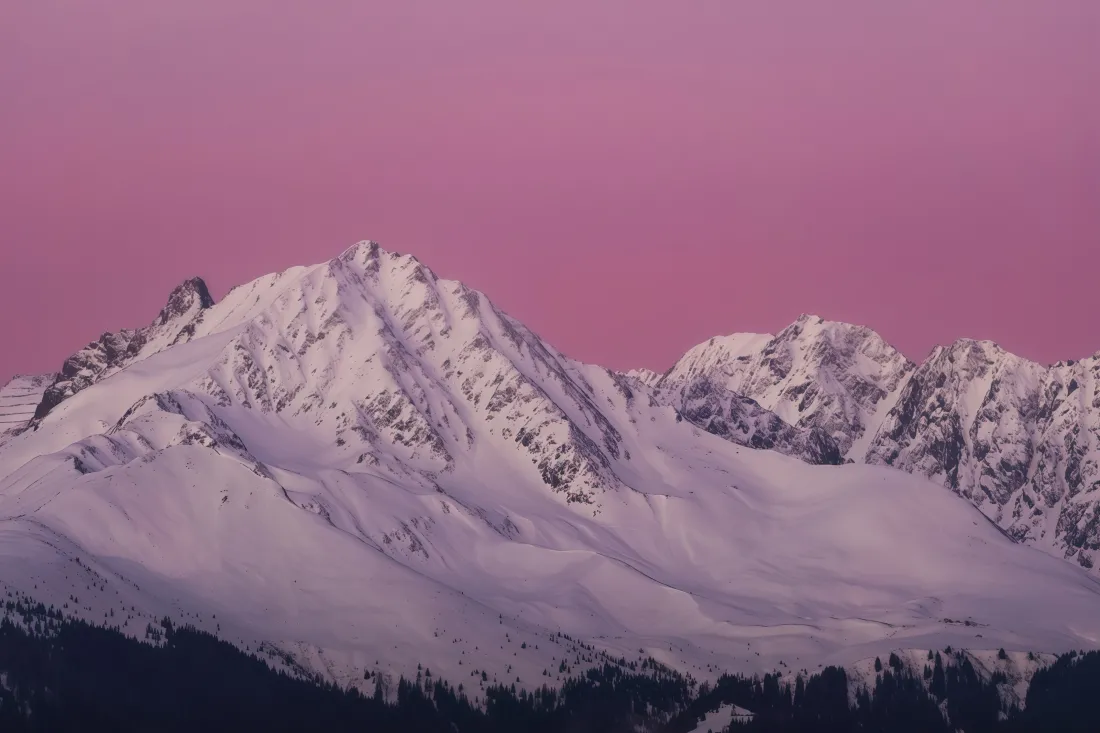 5k雪山壁纸｜粉色天空背景图片 - 美景「哲风壁纸」
